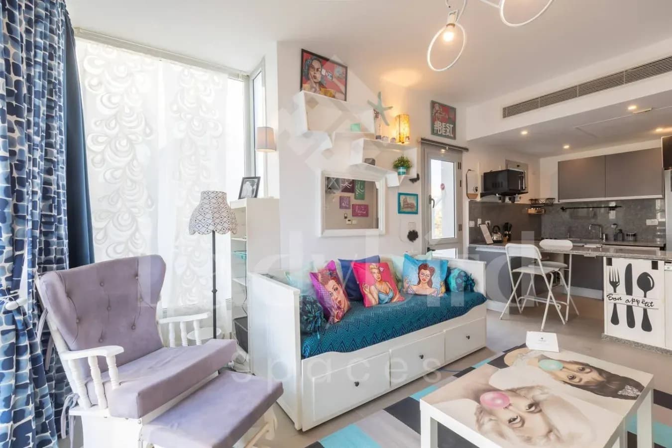 Ladybird - Sholan Penthouse — Sholan 1
