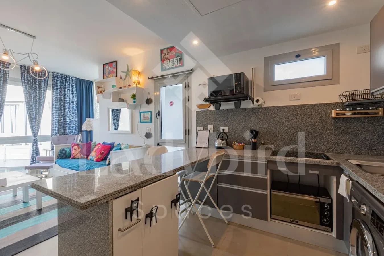 Ladybird - Sholan Penthouse — Sholan 1