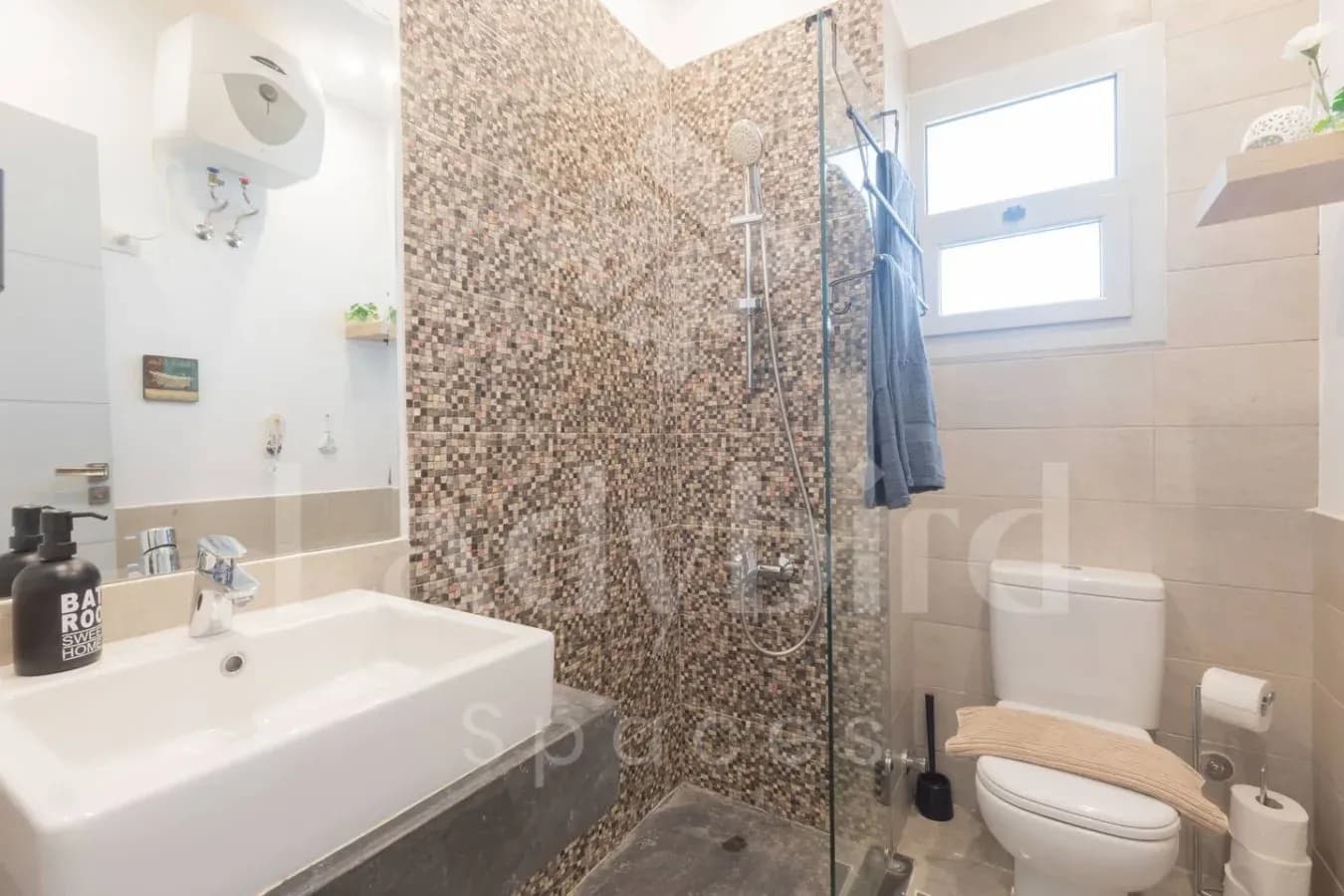 Ladybird - Sholan Penthouse — Sholan 1