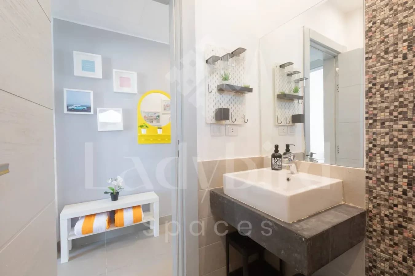 Ladybird - Sholan Penthouse — Sholan 1