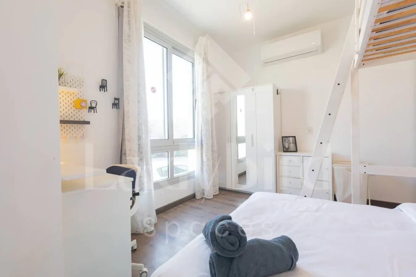 Ladybird - Sholan Penthouse — Sholan 1