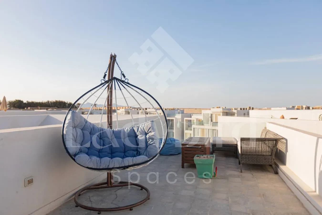 Ladybird - Sholan Penthouse — Sholan 1