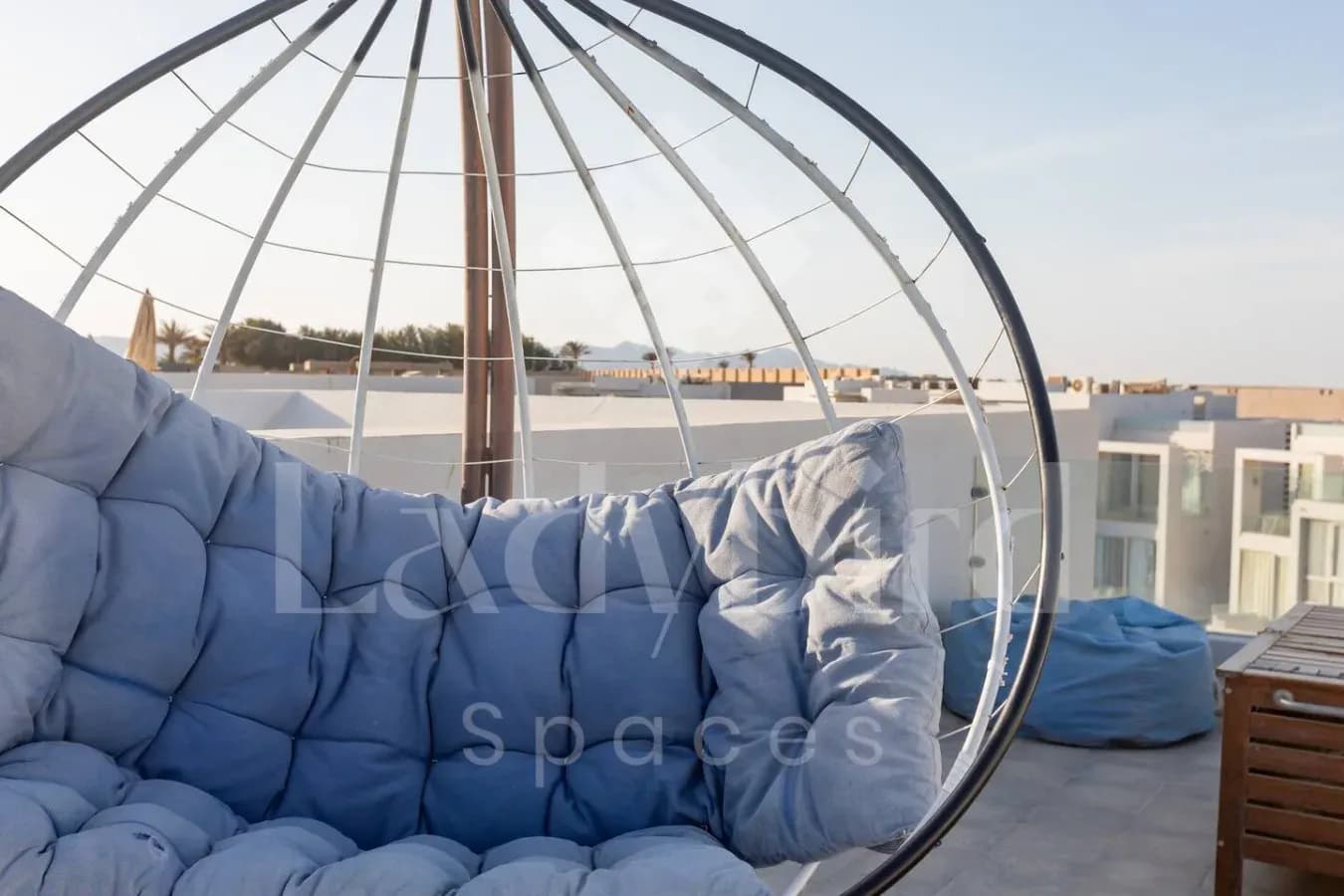 Ladybird - Sholan Penthouse — Sholan 1
