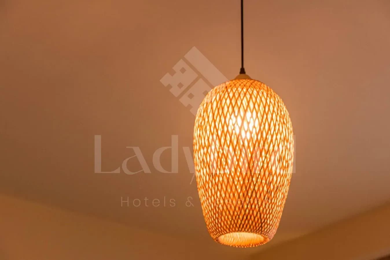 Ladybird - Azzurra Beauty — Sahl Hashish Road 7B103, Azzurra