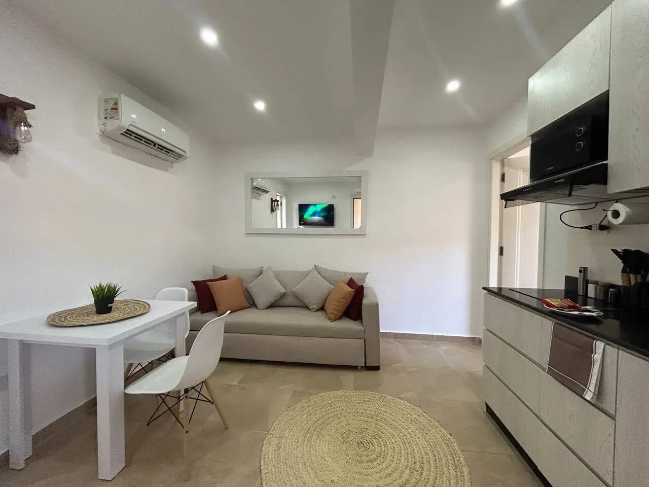 Ladybird - Selena Crib — Selena Bay PT