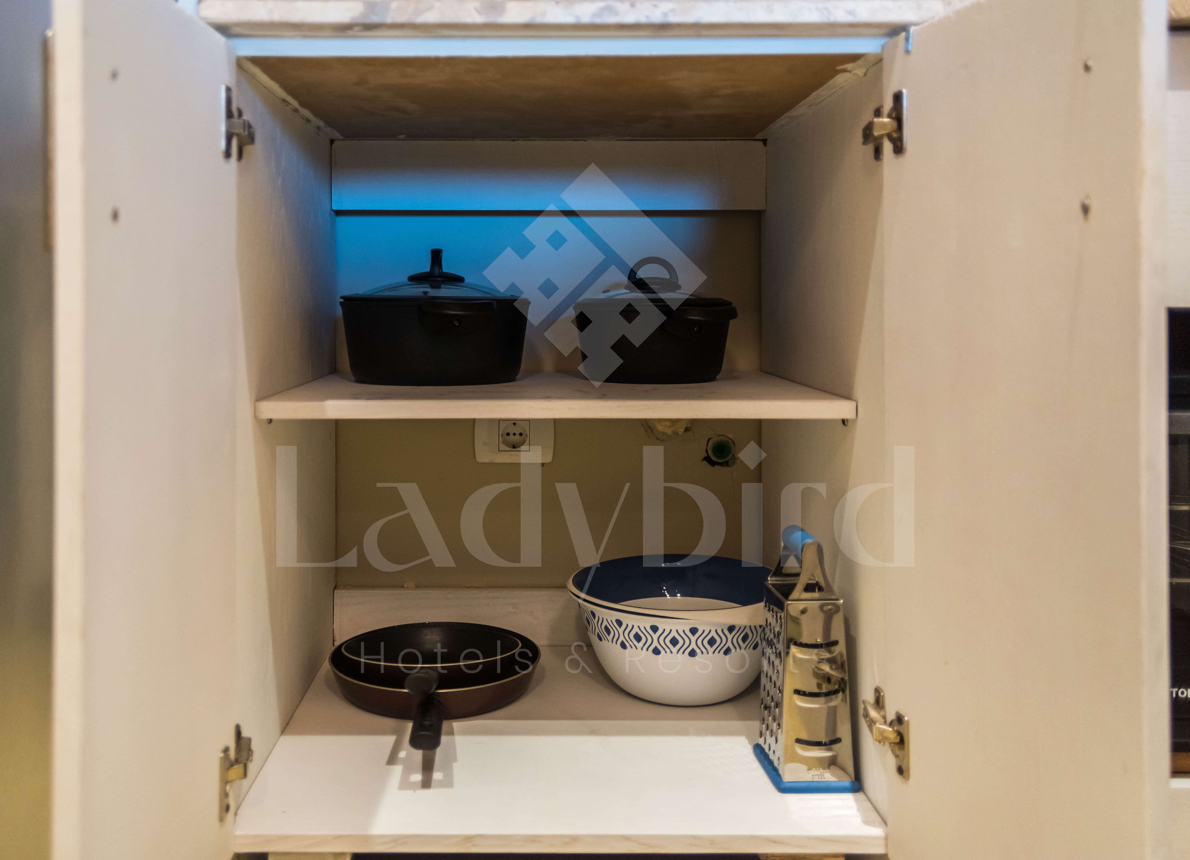 Ladybird - Azzurra 1 Bedroom Apt — az_38.jpg